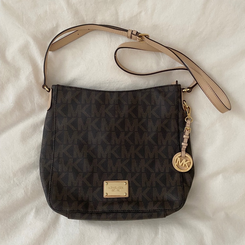 Michael Kors Jet Set Travel Large Logo Messenger Bag